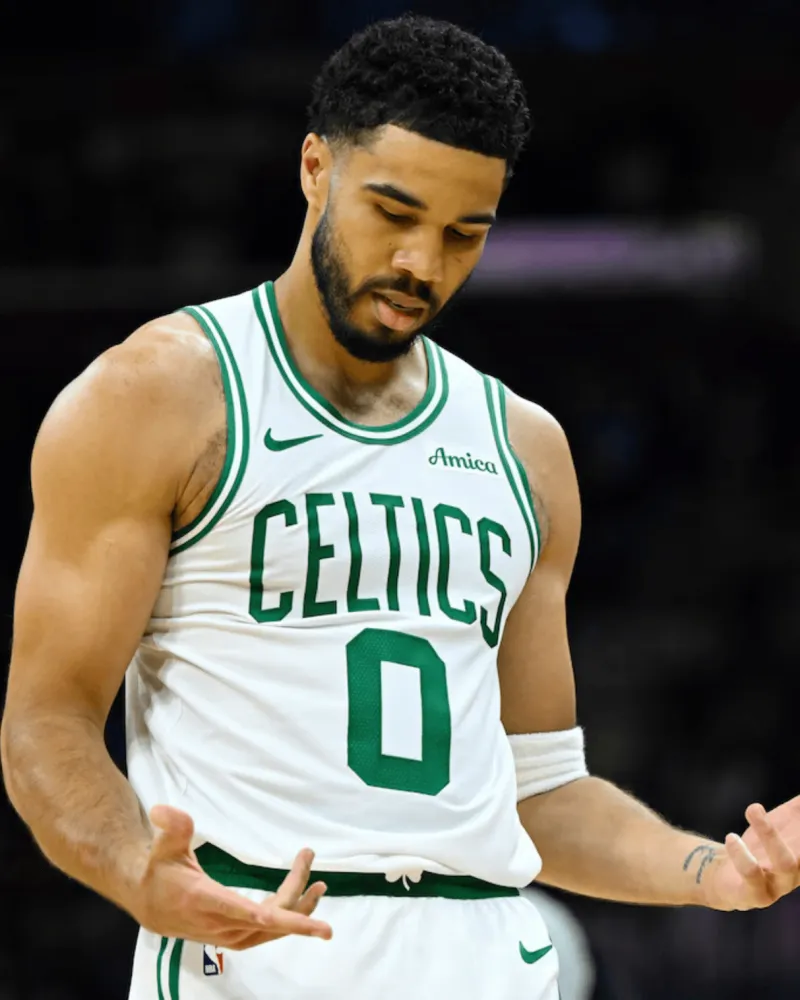 yl7703永利-渐入佳境！塔图姆复出前10战场均19.8分，最近5战场均25.2分